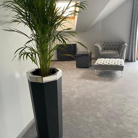 Апартаменты Atmosfera Apartament 8 Битов Экстерьер фото
